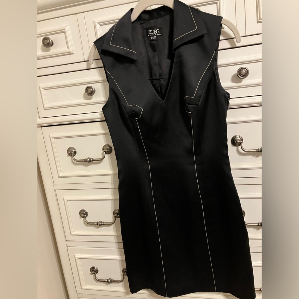 Beautiful black business casual dress BCBG used in excellent condition.